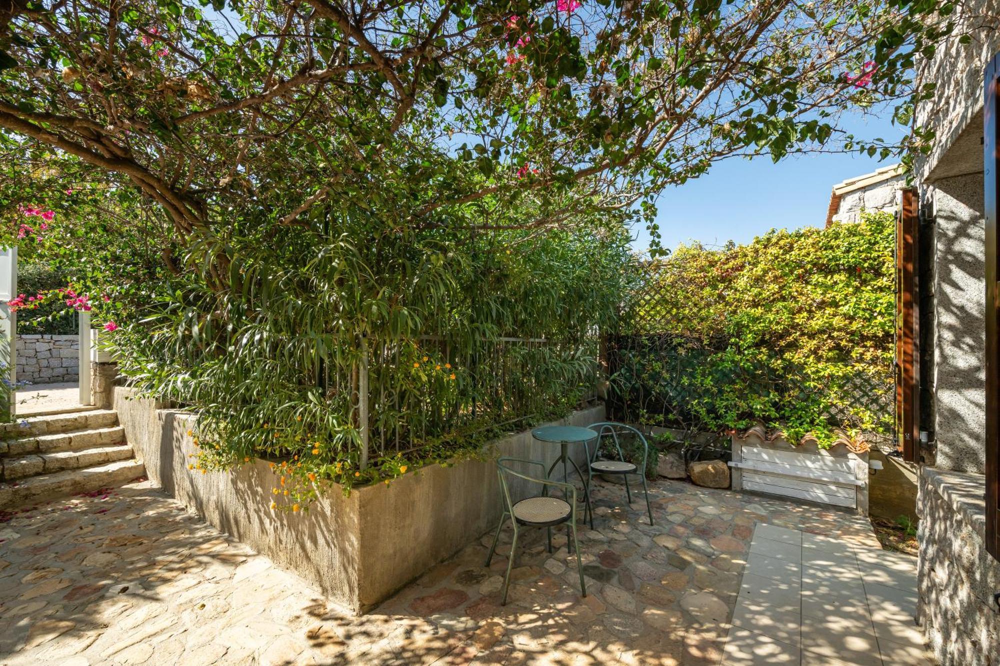 Villa Bouganville Cala Sinzias 卡斯蒂亚达斯 外观 照片